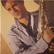 Imparto clases particulares, iniciación a la musica a niños pequeños, clases de solfeo, piano y saxofon para todas las edades